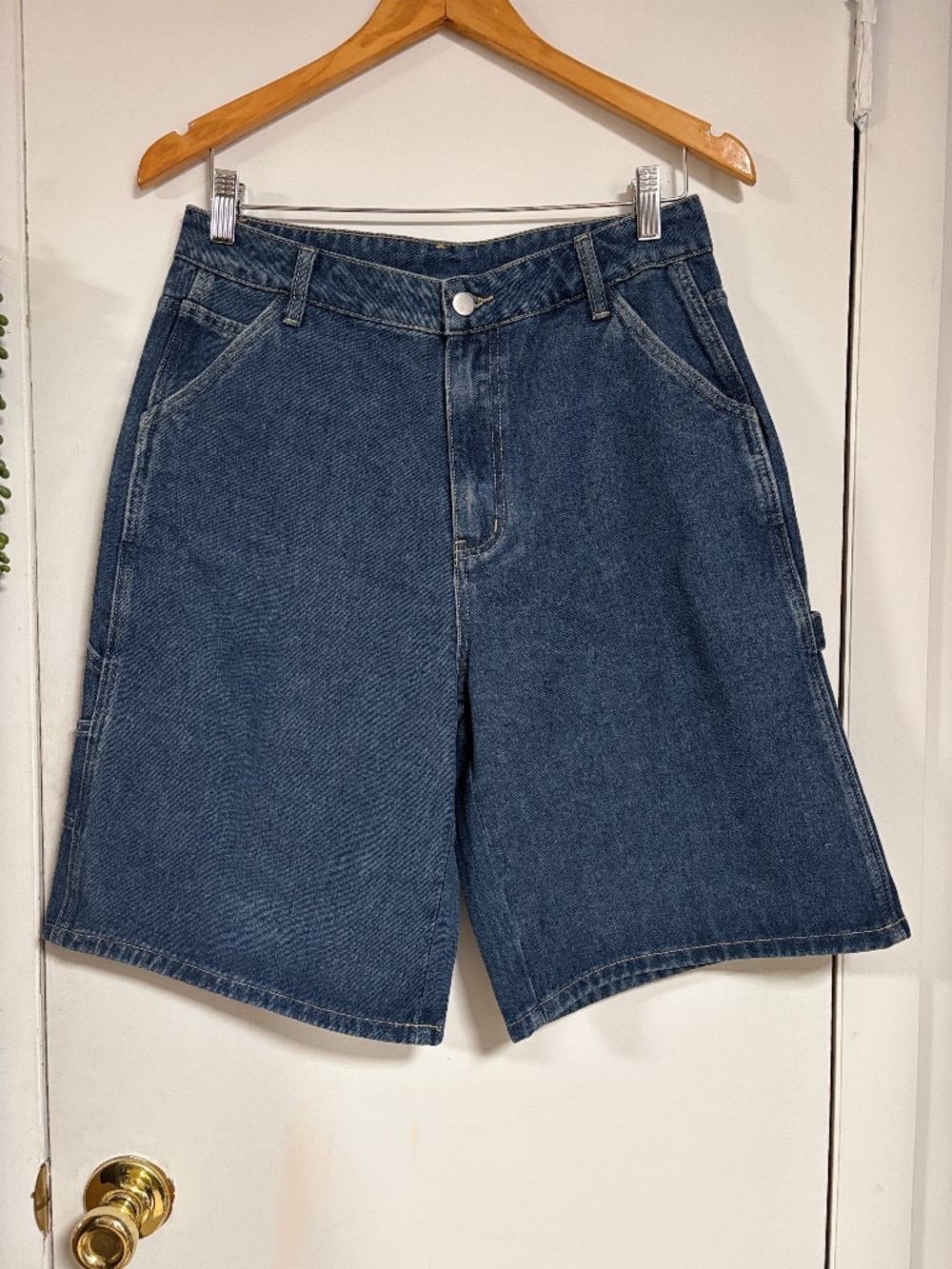CIDER Denim Carpenter Shorts Mid-Rise Wide Leg Cargo Bermuda Dark Wash Women L